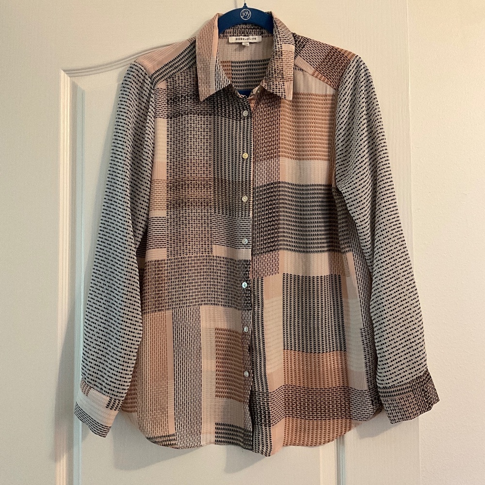 Rose and Olive blouse size medium